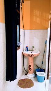 Bathroom Image of 1000 Sq.ft 4 BHK Independent House for sale in Fazullaganj Lucknow for Rs. 3500000