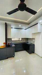 Kitchen Image of 900 Sq.ft 2 BHK Apartment / Flat for rent in Pyramid Urban 67A, Sector 67 Gurgaon for Rs. 26000