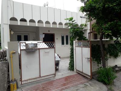 Balcony Image of 1350 Sq.ft 2 BHK Independent House for sale in Tulsi Park Rajkot for Rs. 18000000