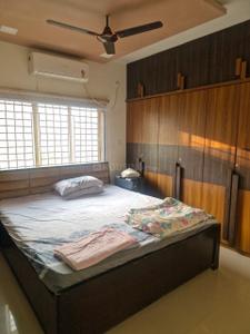 Bedroom Image of 2000 Sq.ft 3.5 BHK Villa for rent in Bhayli Vadodara for Rs. 30000