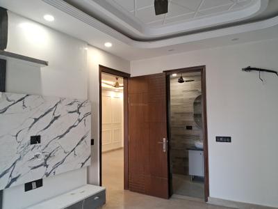 Bedroom Image of 1800 Sq.ft 3 BHK Builder Floor for sale in Paschim Vihar New Delhi for Rs. 37500000