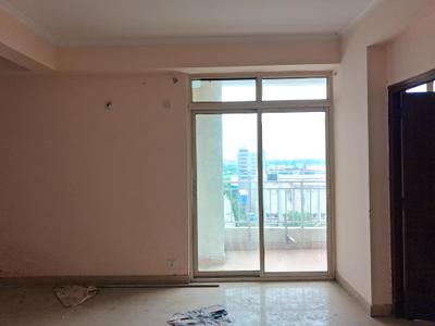 Living Room Image of 2000 Sq.ft 4 BHK Apartment / Flat for sale in Supertech Ecociti, Sector 137 Noida for Rs. 20000000