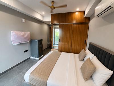 1 RK Independent Builder Floor