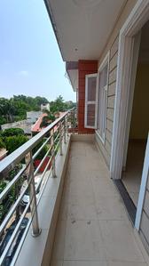 Balcony Image of 1350 Sq.ft 3 BHK Apartment / Flat for sale in Model Economic Industrial Colony, Sector 18 Gurgaon for Rs. 13300000
