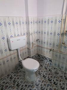 Common Bathroom Image of 840 Sq.ft 2 BHK Apartment / Flat for sale in Neredmet Secunderabad for Rs. 4500000