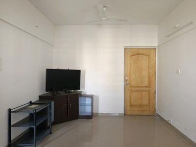 Living Room Image of 1100 Sq.ft 2 BHK Apartment / Flat for rent in Magarpatta Iris, Magarpatta City Pune for Rs. 32000