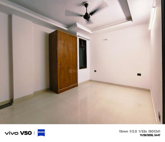 Paryavaran complex near saket metro station gate no 2 Bedroom 1