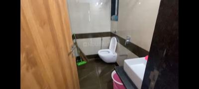 Bathroom Image of 450 Sq.ft 1 BHK Apartment / Flat for sale in Haware Altura, Vikhroli East Mumbai for Rs. 9200000