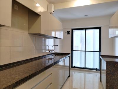 Kitchen Image of 1375 Sq.ft 3 BHK Apartment / Flat for sale in Vile Parle East Mumbai for Rs. 52000000