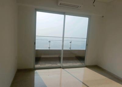 Bedroom Image of 2200 Sq.ft 3.5 BHK Apartment / Flat for sale in Lokhandwala Minerva, Worli Mumbai for Rs. 125000000