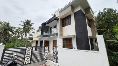 Image of 1800 Sq.ft 4 BHK Independent House for sale in Kulathoor, Thiruvananthapuram for Rs. 6700000