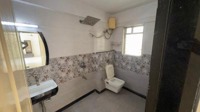 Image of 990 Sq.ft 2 BHK Apartment / Flat for rent in Evershine Millennium Paradise, Kandivali East, Mumbai for Rs. 65000