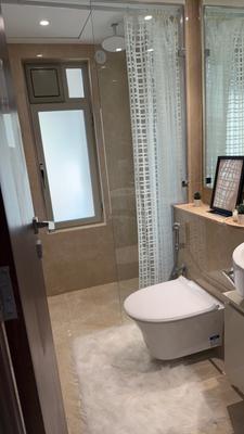 Image of 800 Sq.ft 3 BHK Apartment / Flat for sale in Hiranandani Highland A B C D And E Wing, Powai, Mumbai for Rs. 43500000