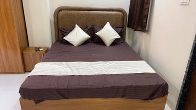 Bedroom Image of 1500 Sq.ft 1 RK Builder Floor for rent in Scheme No 113 Indore for Rs. 15500