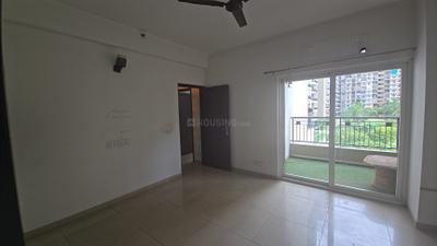 Bedroom Image of 1340 Sq.ft 3 BHK Apartment / Flat for sale in Gulshan Ikebana, Sector 143 Noida for Rs. 16800000
