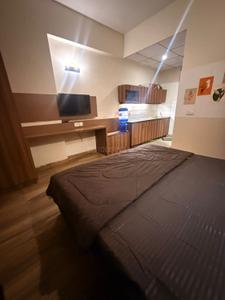 Bedroom Image of 435 Sq.ft 1 RK Villa for rent in Paramount Golfforeste Villas, Surajpur Greater Noida for Rs. 15000