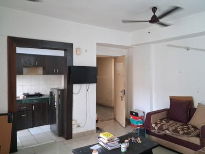 Living Room Image of 925 Sq.ft 2 BHK Apartment / Flat for sale in Paras Tierea, Sector 137 Noida for Rs. 7600000