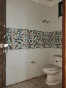 Common Bathroom Image of 1400 Sq.ft 3 BHK Apartment / Flat for sale in Rajendra Nagar Ghaziabad for Rs. 11000000