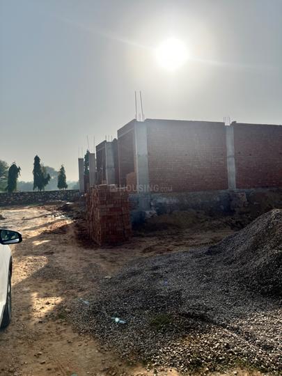 Vatika road Main Image 1