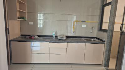 Kitchen Image of 968 Sq.ft 3 BHK Apartment / Flat for sale in Rashmi Nivaasa, Shela Ahmedabad for Rs. 8200000