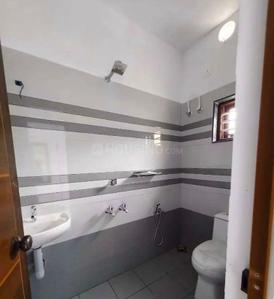 Bathroom Image of 1450 Sq.ft 4 BHK Villa for sale in Aluva Kochi for Rs. 8500000