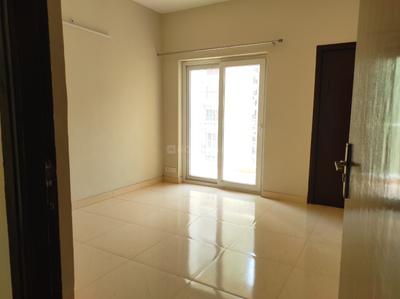 Bedroom Image of 1380 Sq.ft 3 BHK Apartment / Flat for rent in Paramount Emotions, Noida Extension Greater Noida for Rs. 22000