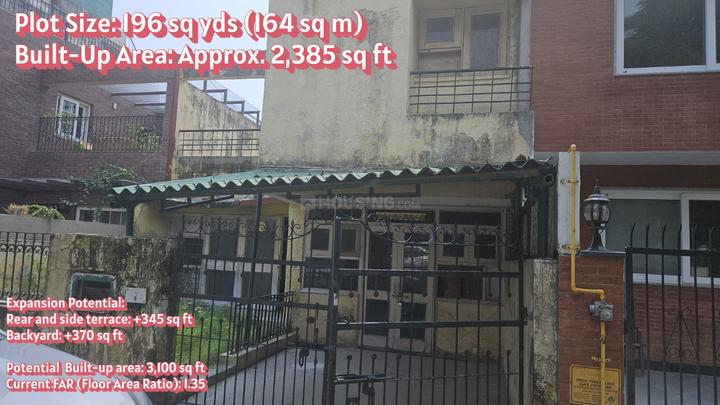 Arun Vihar Main Image 1