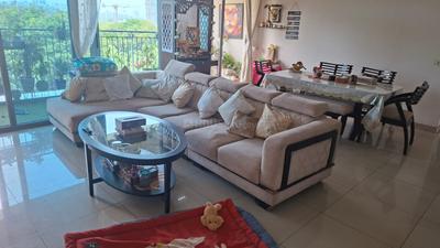 Hall Image of 1900 Sq.ft 4 BHK Apartment / Flat for sale in Amanora Neo Towers, Hadapsar Pune for Rs. 28500000