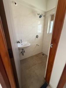 Bathroom Image of 700 Sq.ft 2 BHK Apartment / Flat for sale in Divine Park 55, Shivaji Park Mumbai for Rs. 45000000