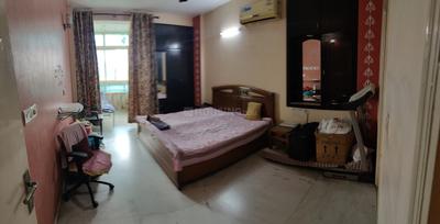 Bedroom Image of 1361 Sq.ft 3 BHK Apartment / Flat for sale in Stellar Greens, Sector 44 Noida for Rs. 19500000