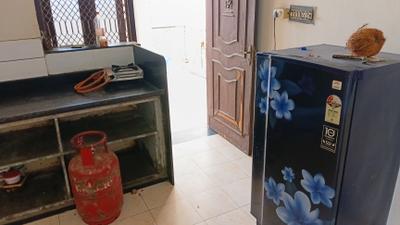 Kitchen Image of 1260 Sq.ft 1 BHK Independent House for rent in Hansol Ahmedabad for Rs. 17000