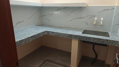 Kitchen Image of 350 Sq.ft 1 RK Independent House for rent in Sarojini Nagar Lucknow for Rs. 6500