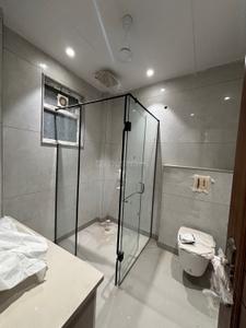 Bedroom Image of 2000 Sq.ft 3 BHK Builder Floor for sale in Mansarover Garden New Delhi for Rs. 35000000