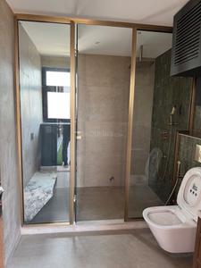 Bathroom Image of 2300 Sq.ft 3 BHK Builder Floor for sale in Defence Colony New Delhi for Rs. 135000000
