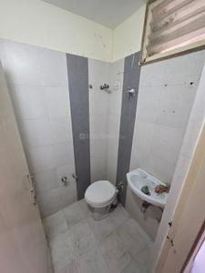 Bathroom Image of 1200 Sq.ft 2 BHK Apartment / Flat for rent in Vraj Vihar Apartment, Jodhpur Ahmedabad for Rs. 24500
