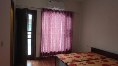 Bedroom Image of 2700 Sq.ft 3 BHK Independent House for rent in Sector 109 Mohali for Rs. 32000