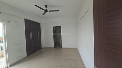 Bedroom Image of 1340 Sq.ft 3 BHK Apartment / Flat for sale in Gulshan Ikebana, Sector 143 Noida for Rs. 17300000
