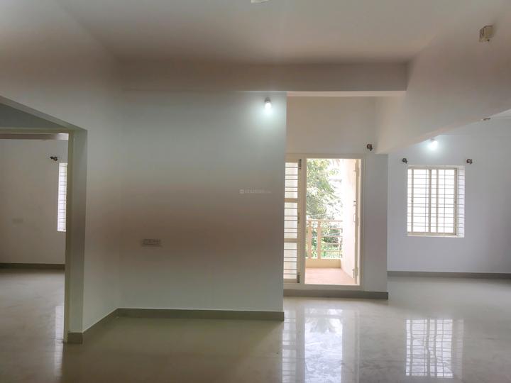 Royal enclave Living Room 1