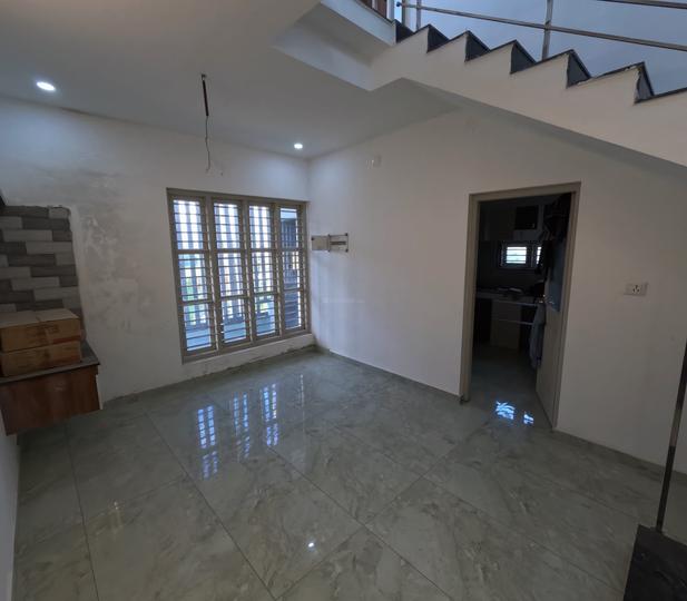 Kakkanad Main Image 1