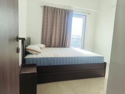 Bedroom Image of 812 Sq.ft 2 BHK Apartment / Flat for rent in Shapoorji Pallonji BKC 28, Bandra East Mumbai for Rs. 125000