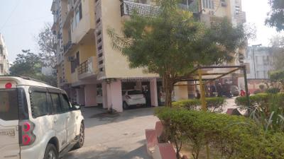 Building Image of 1600 Sq.ft 3 BHK Apartment / Flat for sale in The Mall Avenue Lucknow for Rs. 11000000