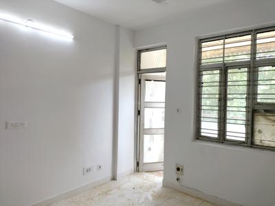 Bedroom Image of 1822 Sq.ft 3 BHK Apartment / Flat for sale in Golden Heights Apartments, Sector 12 Dwarka New Delhi for Rs. 27000000