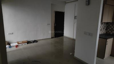 Living Room Image of 1000 Sq.ft 2 BHK Apartment / Flat for rent in Mahagun Mantra I, Noida Extension Greater Noida for Rs. 18000