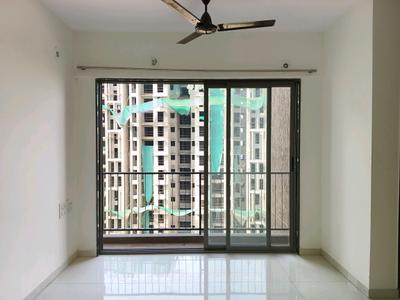 Living Room Image of 975 Sq.ft 2 BHK Apartment / Flat for sale in Lodha Lakeshore Greens, Dombivli East Thane for Rs. 6200000