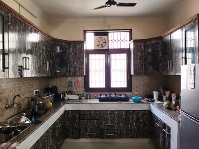 Kitchen Two Image of 4500 Sq.ft 7 BHK Independent House for sale in DLF Phase 1 Gurgaon for Rs. 142500000