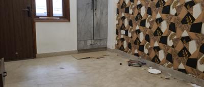 Bedroom Image of 900 Sq.ft 2 BHK Builder Floor for rent in Vikaspuri New Delhi for Rs. 32000