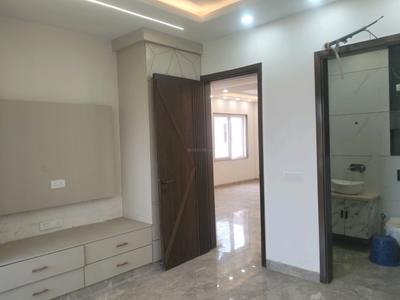 Bedroom Image of 1440 Sq.ft 3 BHK Builder Floor for sale in Mukherjee Nagar New Delhi for Rs. 22500000