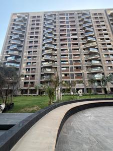 Image of 2970 Sq.ft 4 BHK Apartment / Flat for sale in Sargasan, Gandhinagar for Rs. 11600000