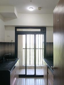 Kitchen Image of 900 Sq.ft 2 BHK Apartment / Flat for rent in Lodha Splendora, Kasarvadavali Thane for Rs. 28000