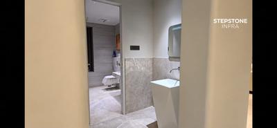 Bathroom Image of 4429 Sq.ft 4 BHK Apartment / Flat for sale in Embassy Lake Terraces, Hebbal Kempapura Bengaluru for Rs. 110725000